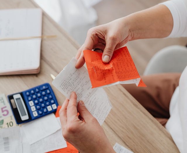 AI receipt & invoice fraud a threat to freelancers - Freelance Informer