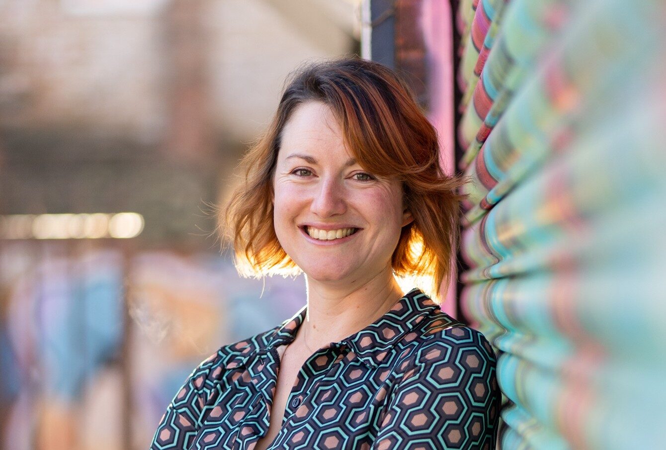 How a TV Producer-turned-copywriter doubled her freelance income using passive discovery marketing - Freelance Informer